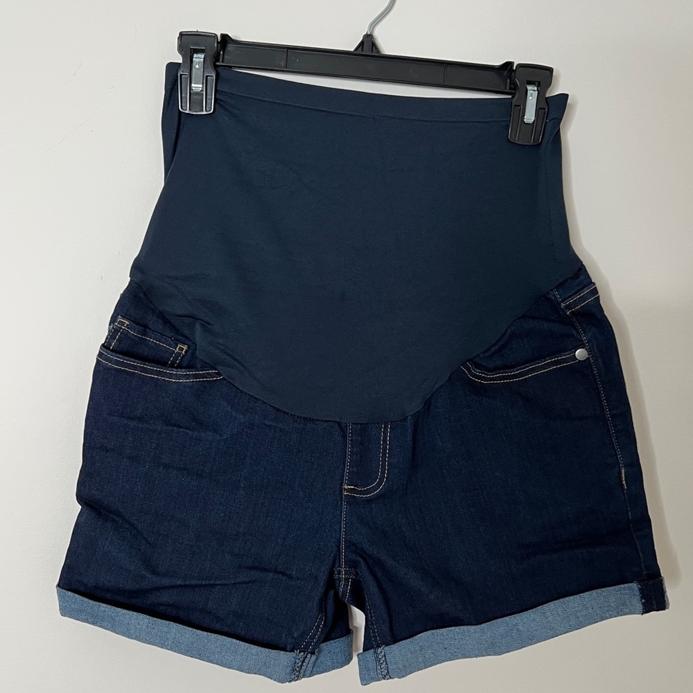 Time and Tru- Maternity Shorts